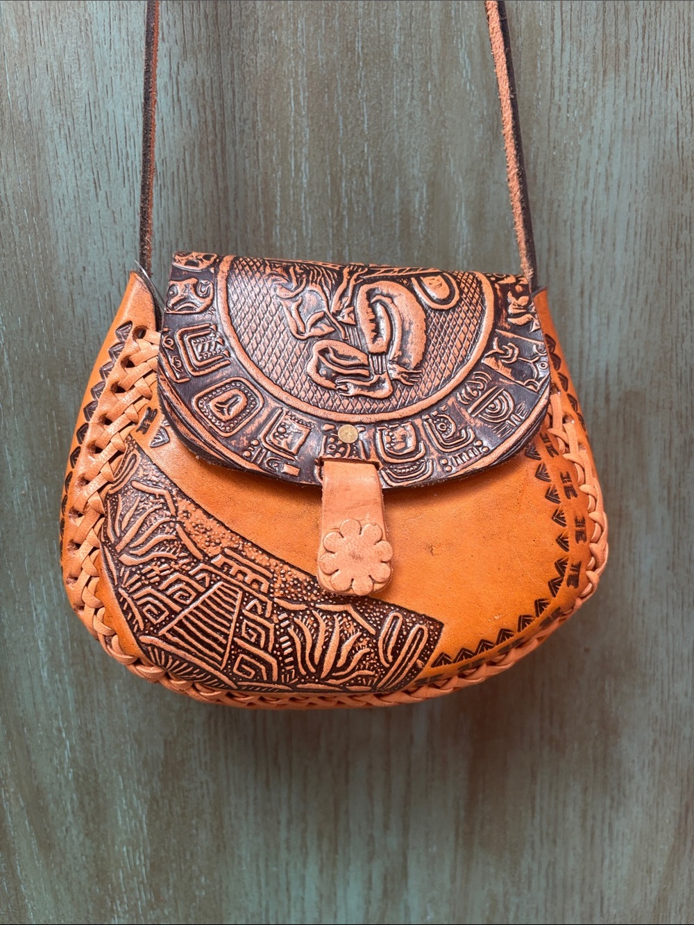 Vintage Hand Tooled Leather Crossbody Bag Boho Southwestern Purse - Picture 9 of 9